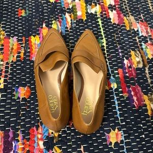Franco Sarto US size -8 Tan Pebbled Leather Point Toe Loafer